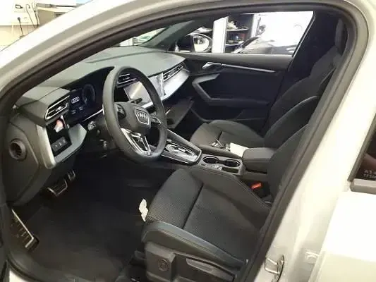 Gebraucht Audi A3 S-Line 204 PS (150 kW) 2025 Weiß Limousine