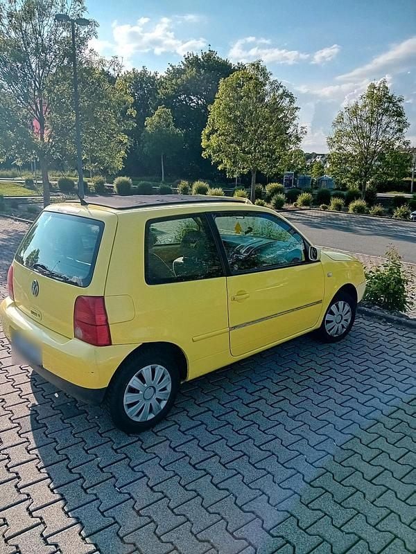 Brugt VW Lupo 50 HK (36 kW) 2000 Gul Hatchback