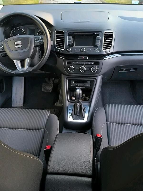 Gebraucht Seat Alhambra 177 PS (130 kW) 2013 Silber Van / Kleinbus