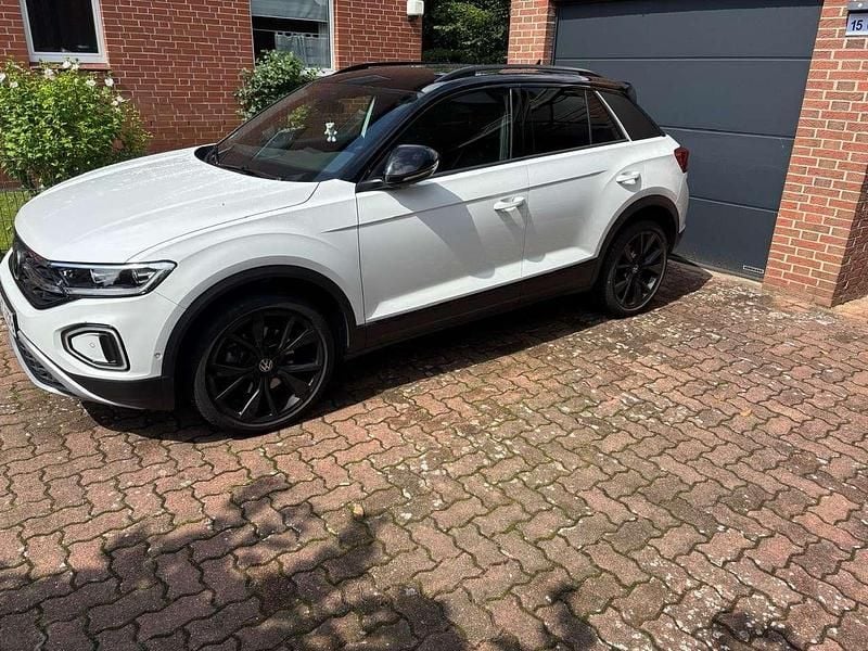 Weiß Gebraucht 2022 VW T-Roc Style SUV | 25.500 € (Guter Preis) - Bild 1/4