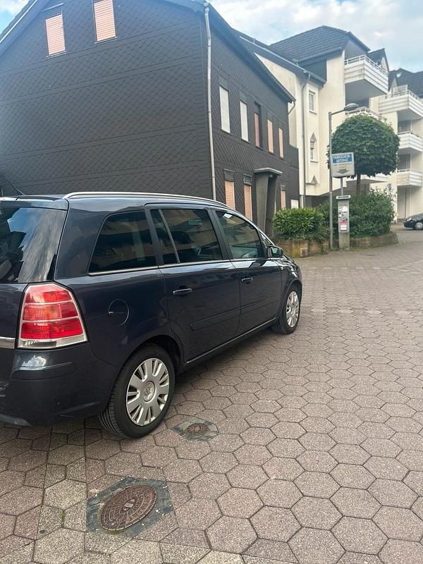 Gebraucht Opel Zafira 120 PS (88 kW) 2007 Braun Van / Kleinbus