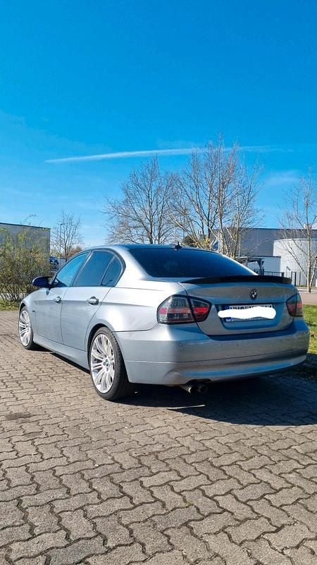 Używany BMW 325 Performance 218 KM (160 kW) 2005 Andere farben Sedan/Limuzyna