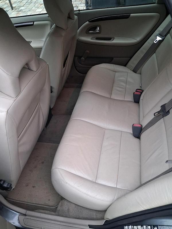 Gebraucht Volvo V40 2002 Grau Limousine