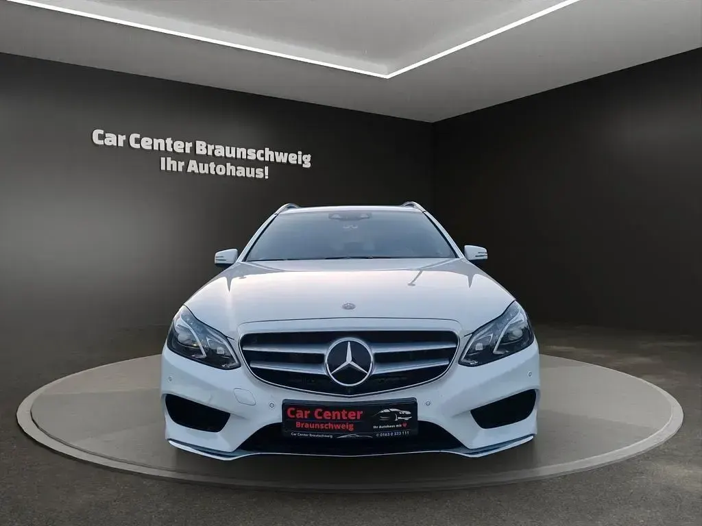 Gebraucht Mercedes E350 Avantgarde 252 PS (185 kW) 2013 Weiß Limousine