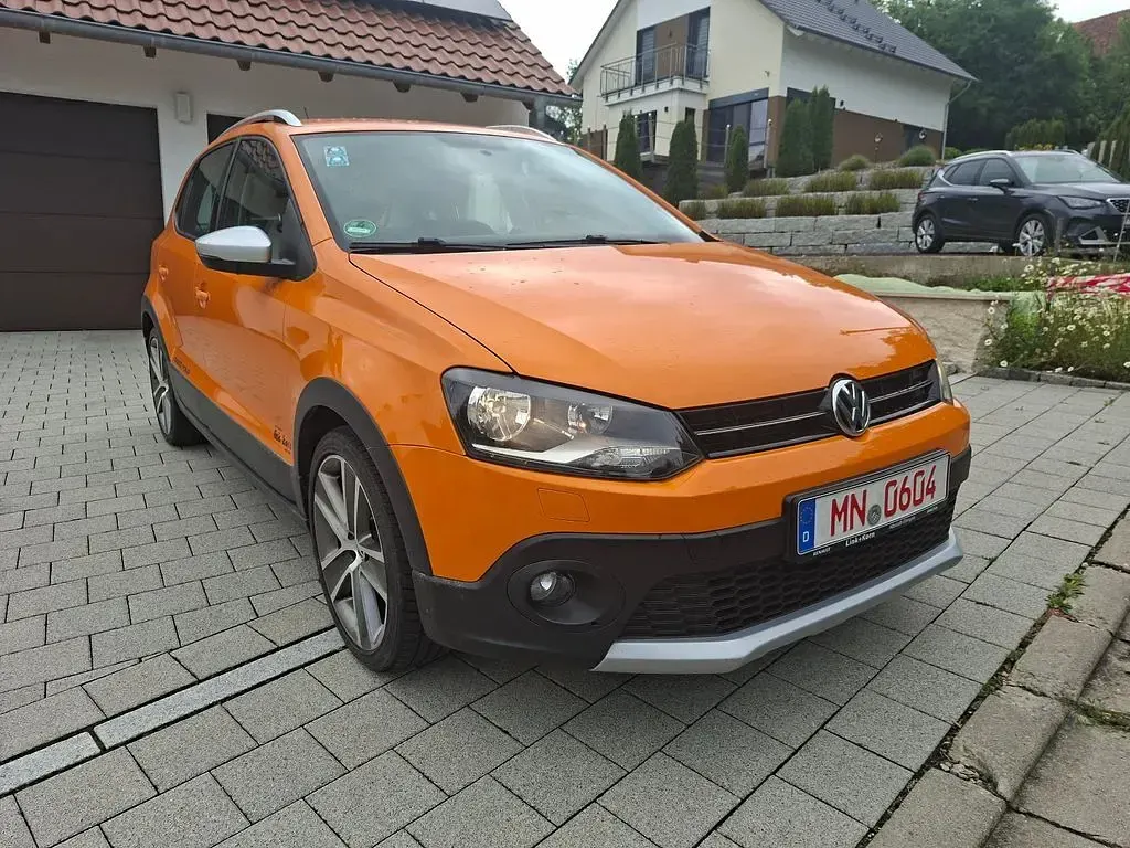Gebraucht VW Polo Cross 90 PS (66 kW) 2013 Orange Kleinwagen