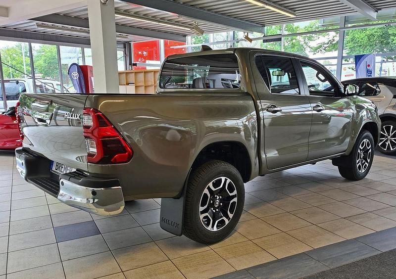 Neu Toyota HiLux 204 PS (150 kW) 2026 Braun Abholung