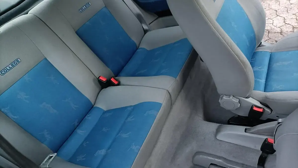 Gebraucht VW Golf 101 PS (74 kW) 2000 Blau Cabrio