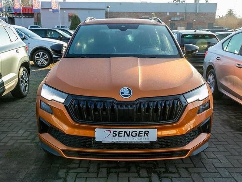 Gebraucht Skoda Karoq SportLine 190 PS (139 kW) 2022 Phoenixorange premium meta... SUV