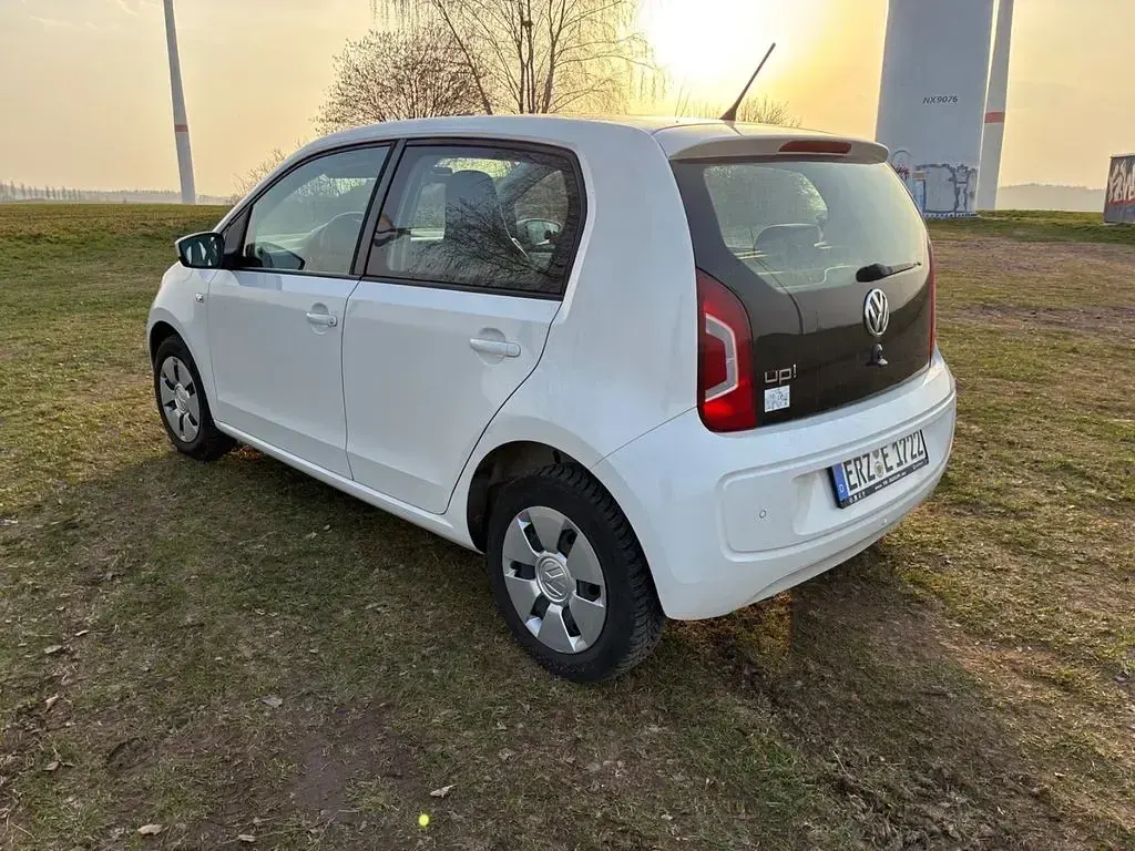 Second-hand VW up! 60 CP (44 kW) 2016 Alb Hatchback