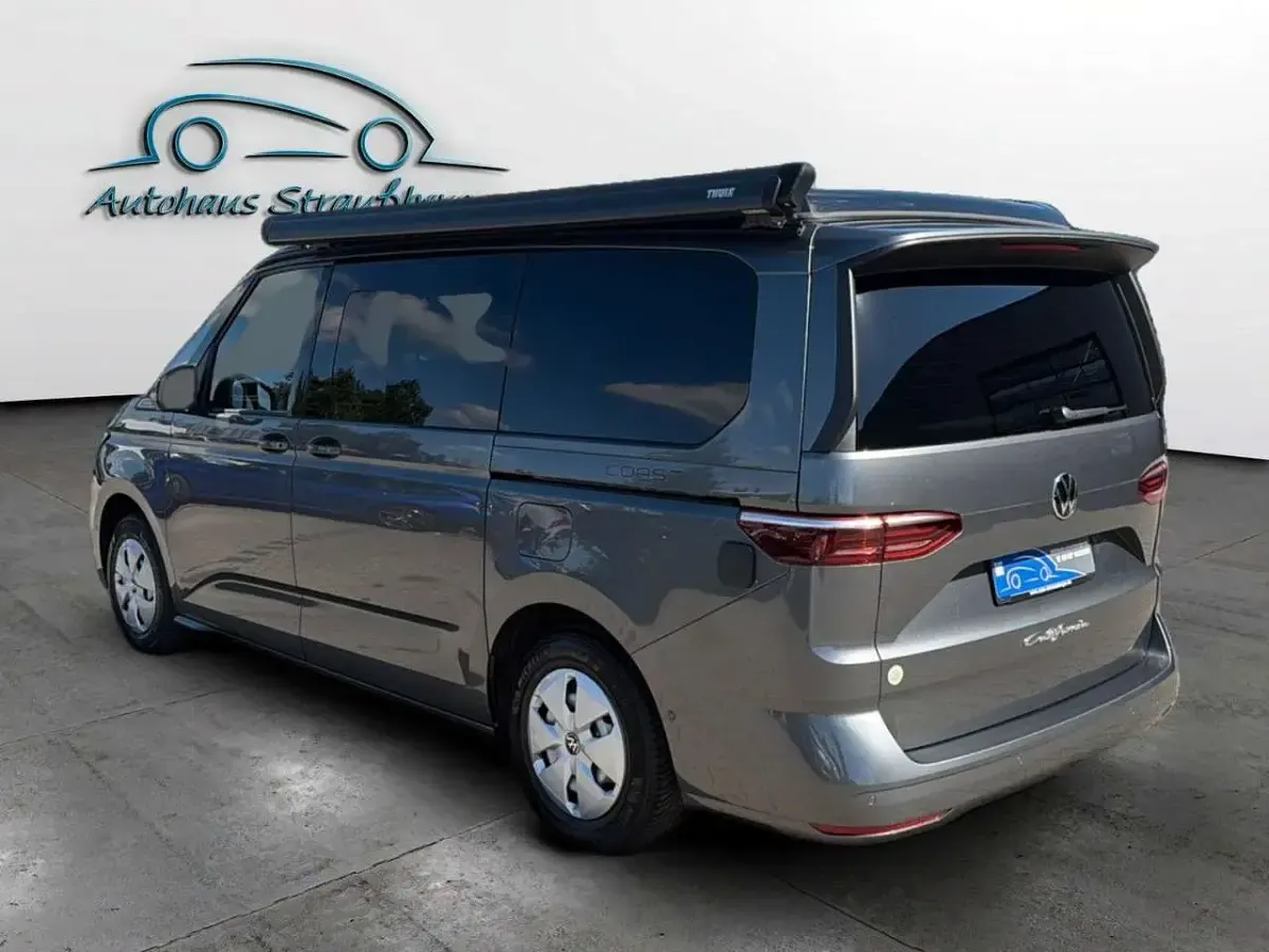 Gebraucht VW T7 Coast 150 PS (110 kW) 2025 Indiumgrau metallic Van