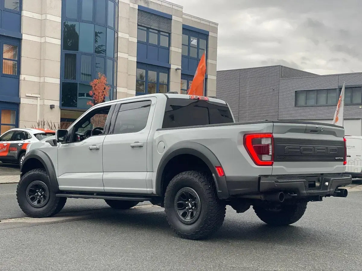 Gebraucht Ford F-150 Raptor 457 PS (336 kW) 2023 Grau Pickup