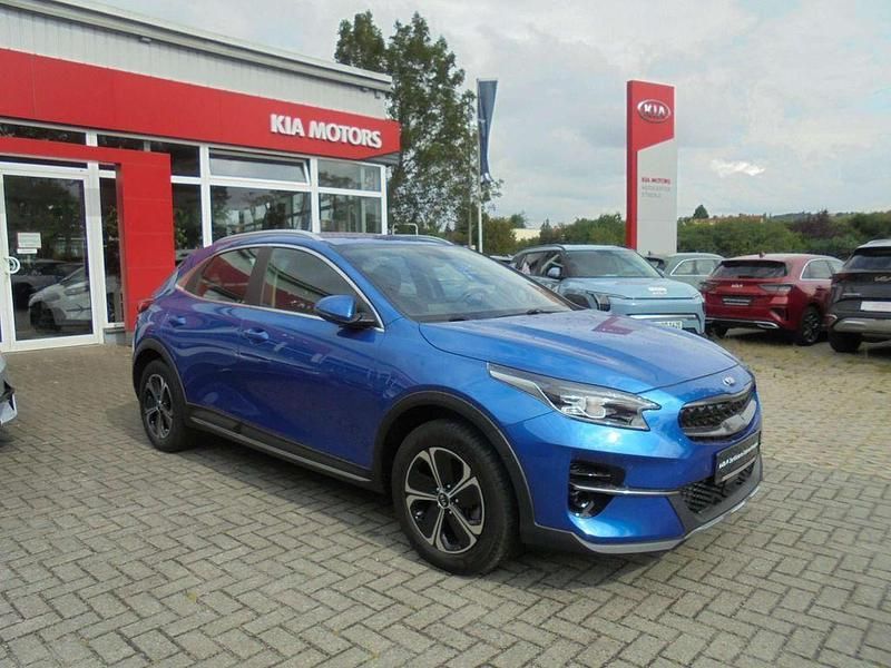 Gebraucht Kia XCeed Spirit 141 PS (103 kW) 2021 Blue flame SUV