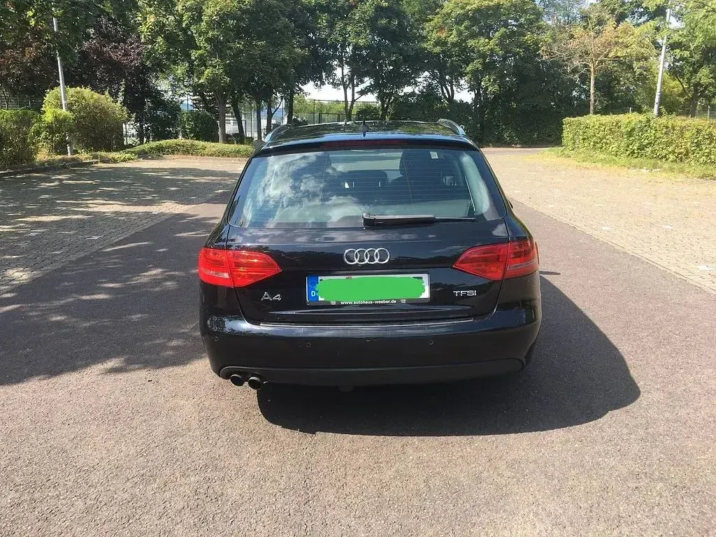 Gebraucht Audi A4 S-Line 160 PS (117 kW) 2011 Schwarz Limousine