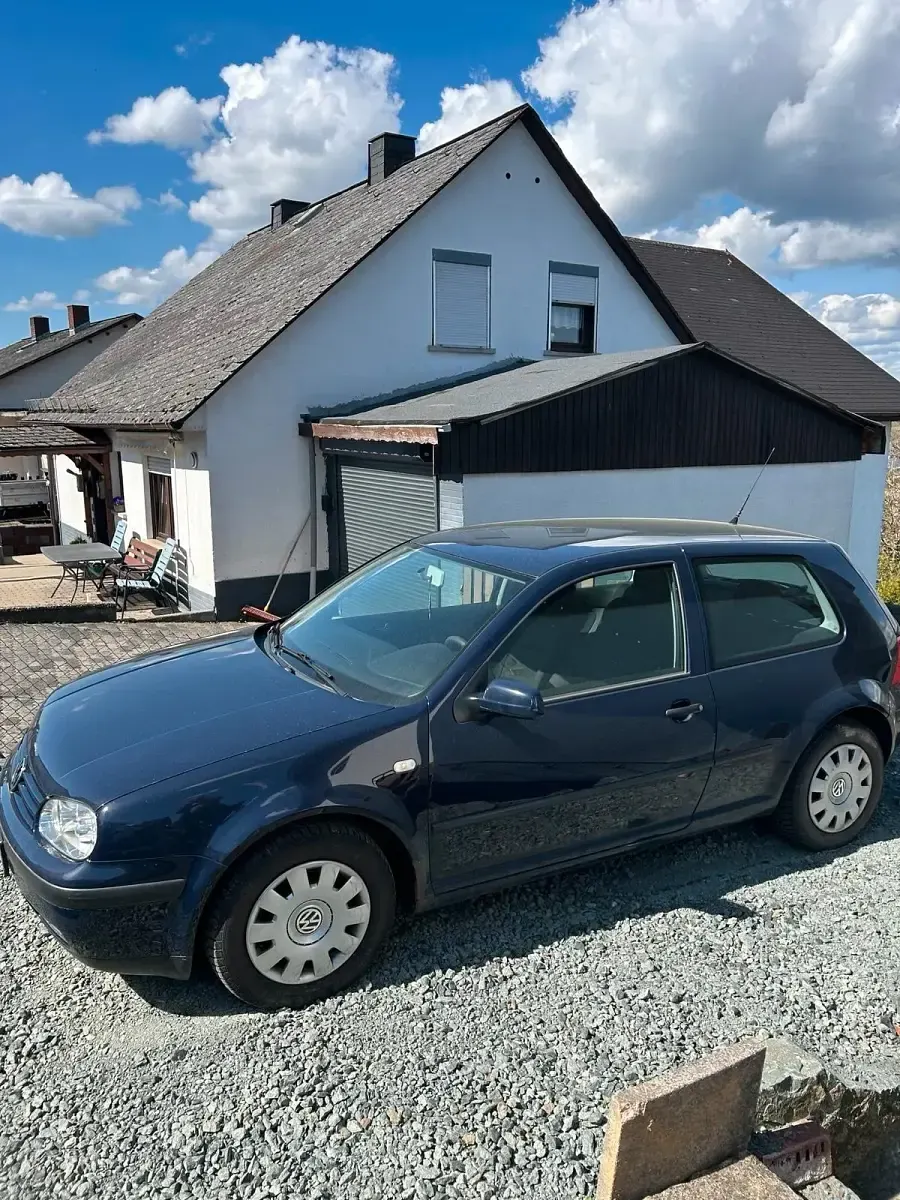 Gebraucht VW Golf 79 PS (58 kW) 1999 Blau Coupé