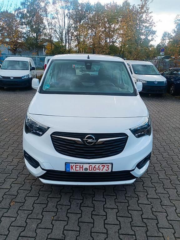 Gebraucht Opel Combo Life Edition 131 PS (96 kW) 2021 Weiß Van / Kleinbus