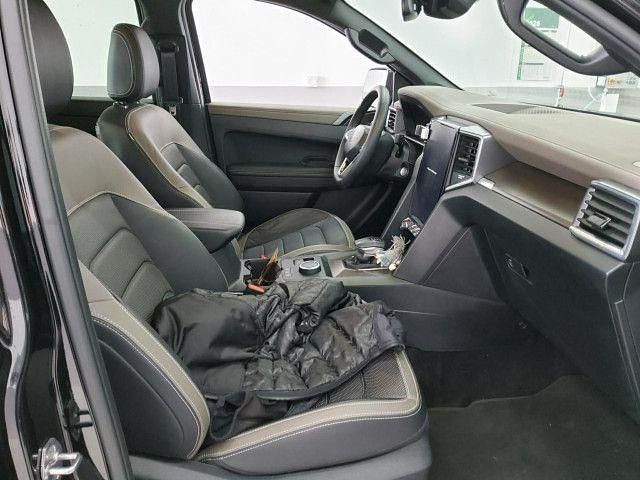 Gebraucht VW Amarok Style 241 PS (177 kW) 2024 Midnight black metallic Pickup