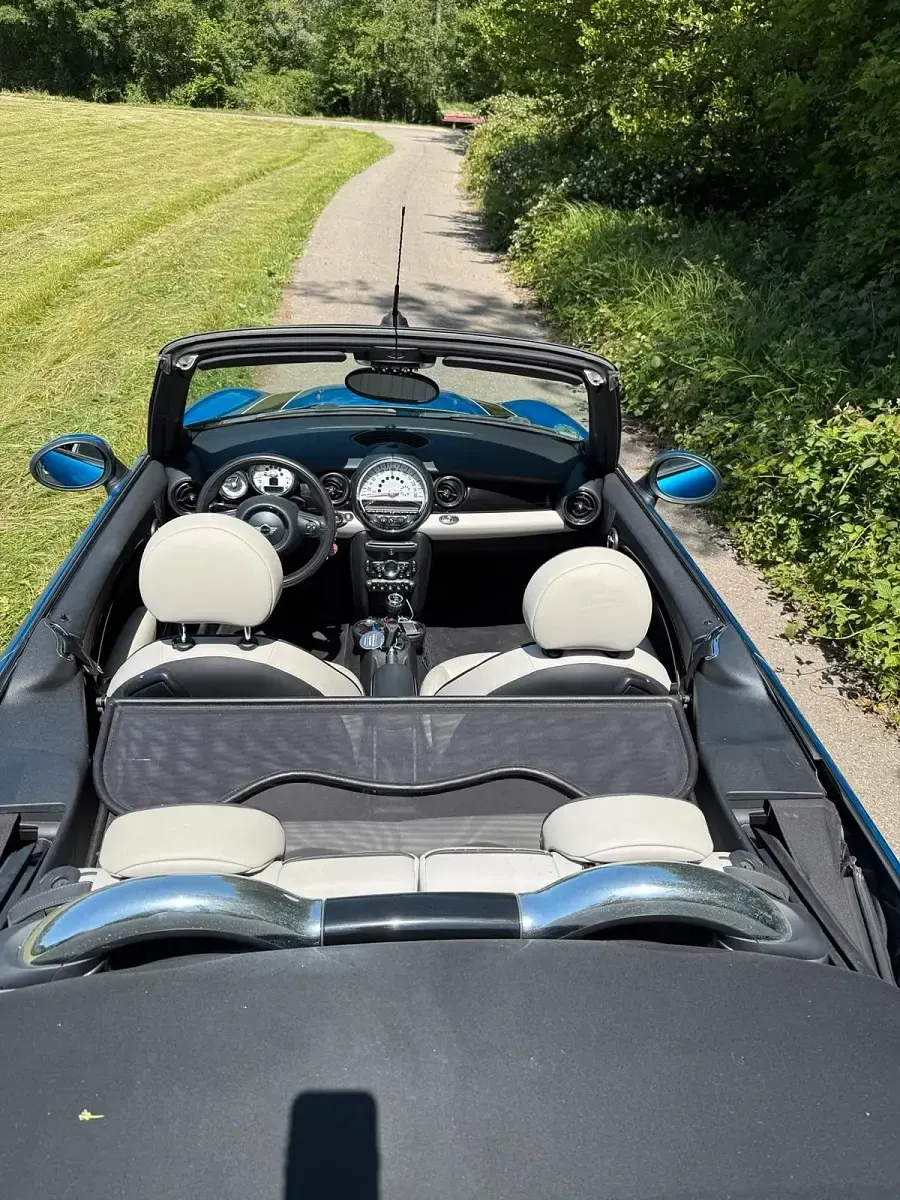 Gebraucht Mini Cooper Cabriolet 122 PS (89 kW) 2011 Blau Cabrio