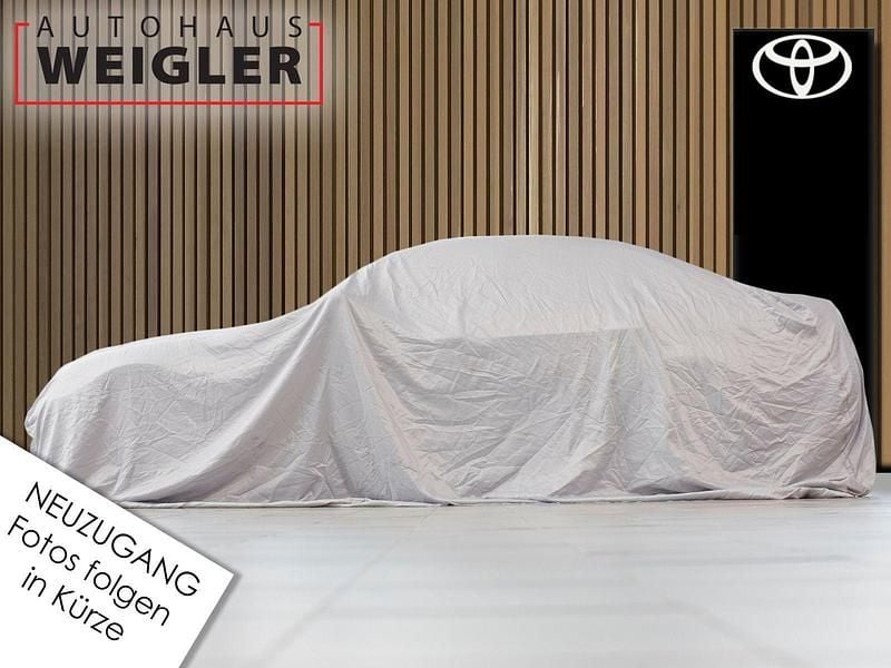 Grau Gebraucht 2018 Toyota Yaris Comfort Kleinwagen | 10.990 € (Fairer Preis) - Bild 1/1