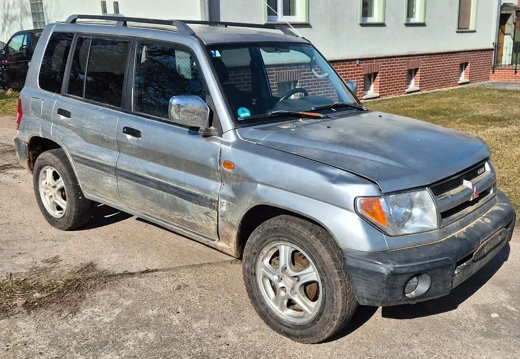 Gebraucht Mitsubishi Pajero 129 PS (94 kW) 2001 Silber SUV