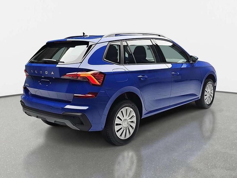 Neu Skoda Kamiq Selection 95 PS (69 kW) 2025 Blau SUV