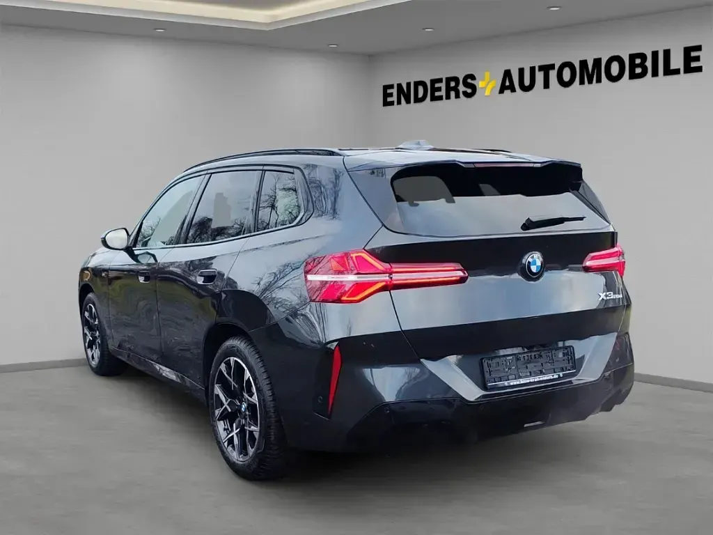 Gebraucht BMW X3 M Sport 197 PS (144 kW) 2025 Sophistograu brillanteffekt metalli SUV