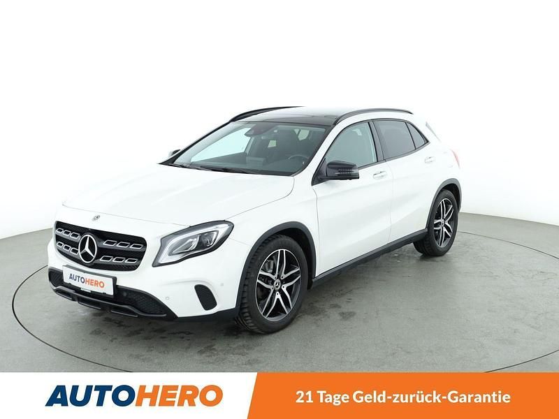 Weiß Gebraucht 2019 Mercedes GLA250 Urban SUV | 24.790 € (Fairer Preis) - Bild 1/3