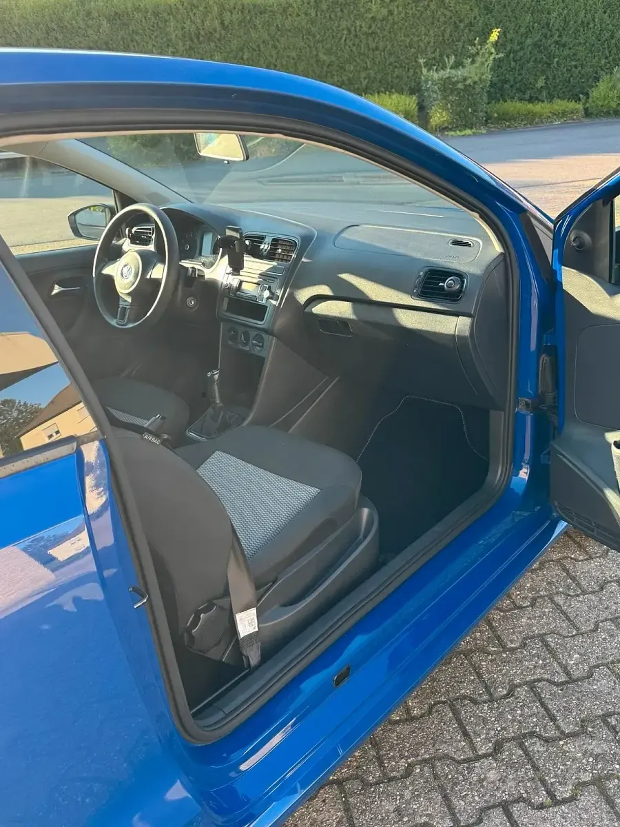 Gebraucht VW Polo 60 PS (44 kW) 2010 Blau Kleinwagen