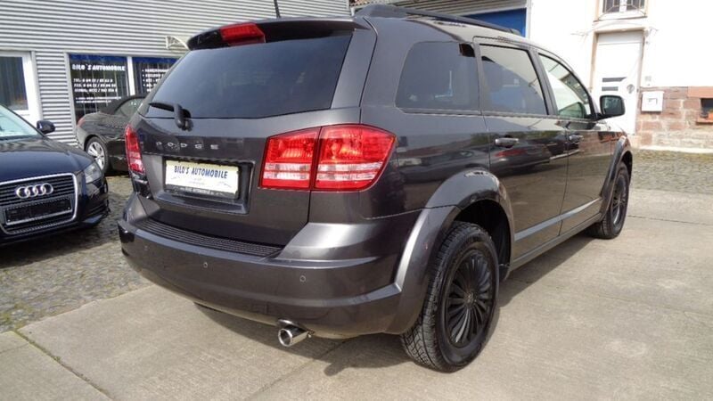 Używany Dodge Journey 170 KM (125 kW) 2020 Szary SUV