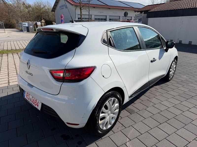 Gebraucht Renault Clio IV LIMITED 73 PS (53 kW) 2017 Kleinwagen