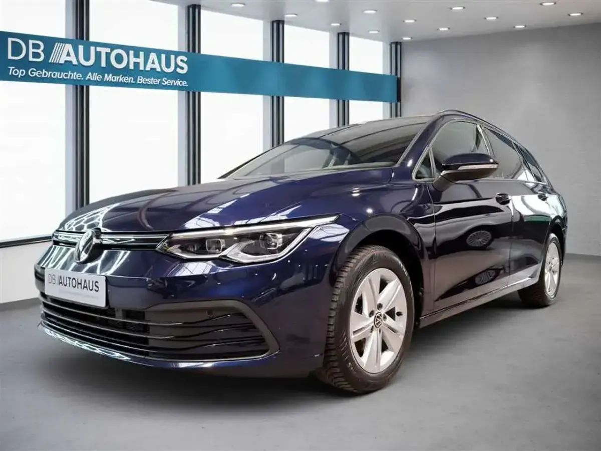 Gebraucht VW Golf VIII Life 150 PS (110 kW) 2024 Kombi