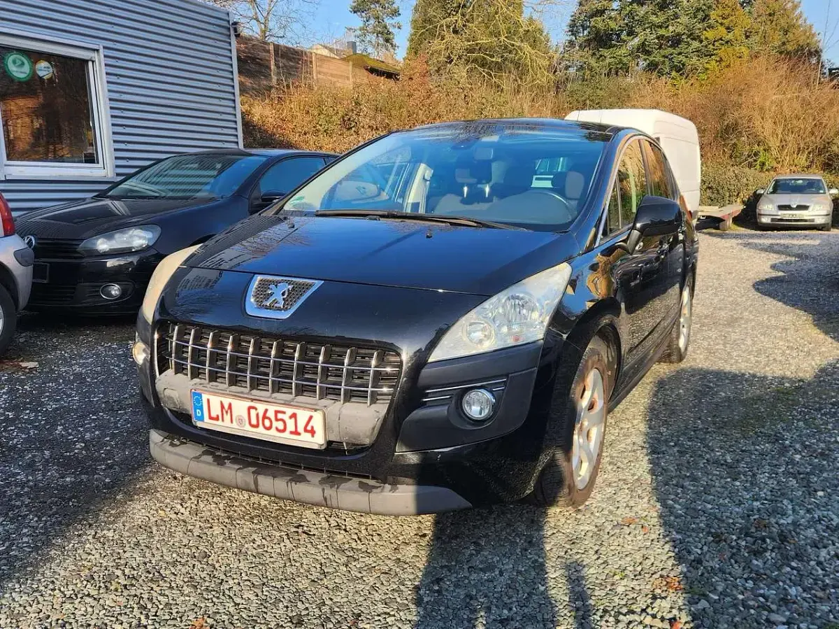 Gebraucht Peugeot 3008 Premium 120 PS (88 kW) 2010 Schwarz perla nera/metallic Kombi