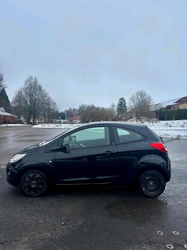Gebraucht Ford Ka 75 PS (55 kW) 2012 Blau Kleinwagen