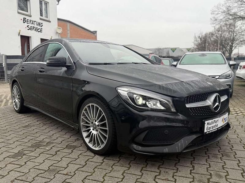 Gebraucht Mercedes CLA200 156 PS (114 kW) 2017 Nachtschwarz Limousine