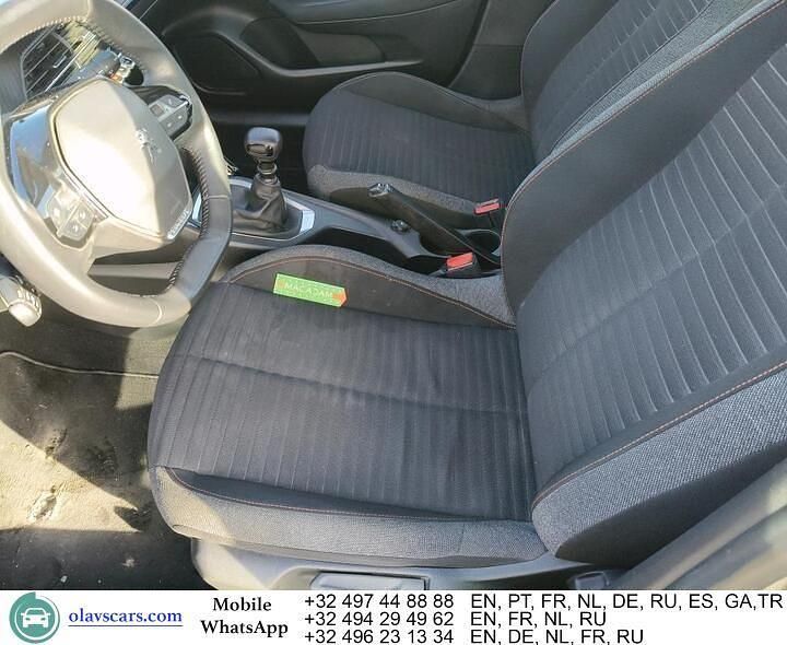 Gebraucht Peugeot 208 Active 99 PS (72 kW) 2021 Silber Kleinwagen