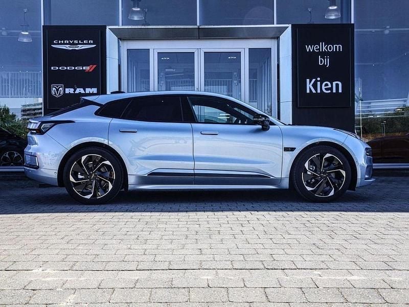 Neu Zeekr 001 Long Range RWD 200 kW (272 PS) 2025 Blau Kleinwagen