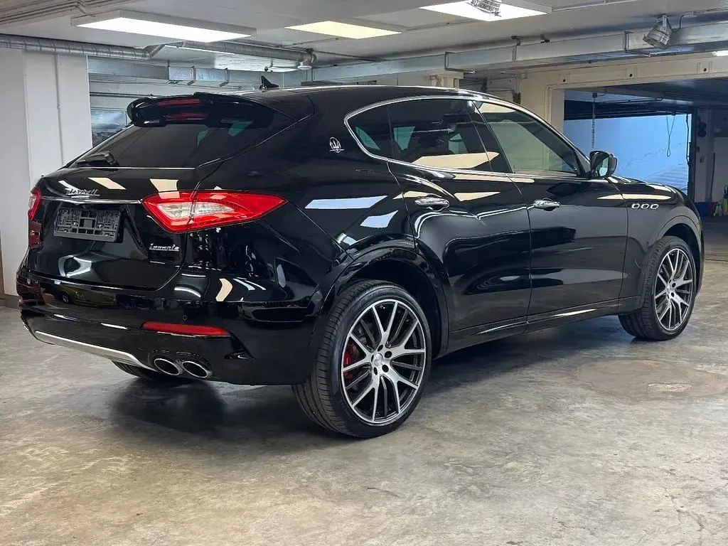 Gebraucht Maserati Levante 275 PS (202 kW) 2017 Schwarz SUV