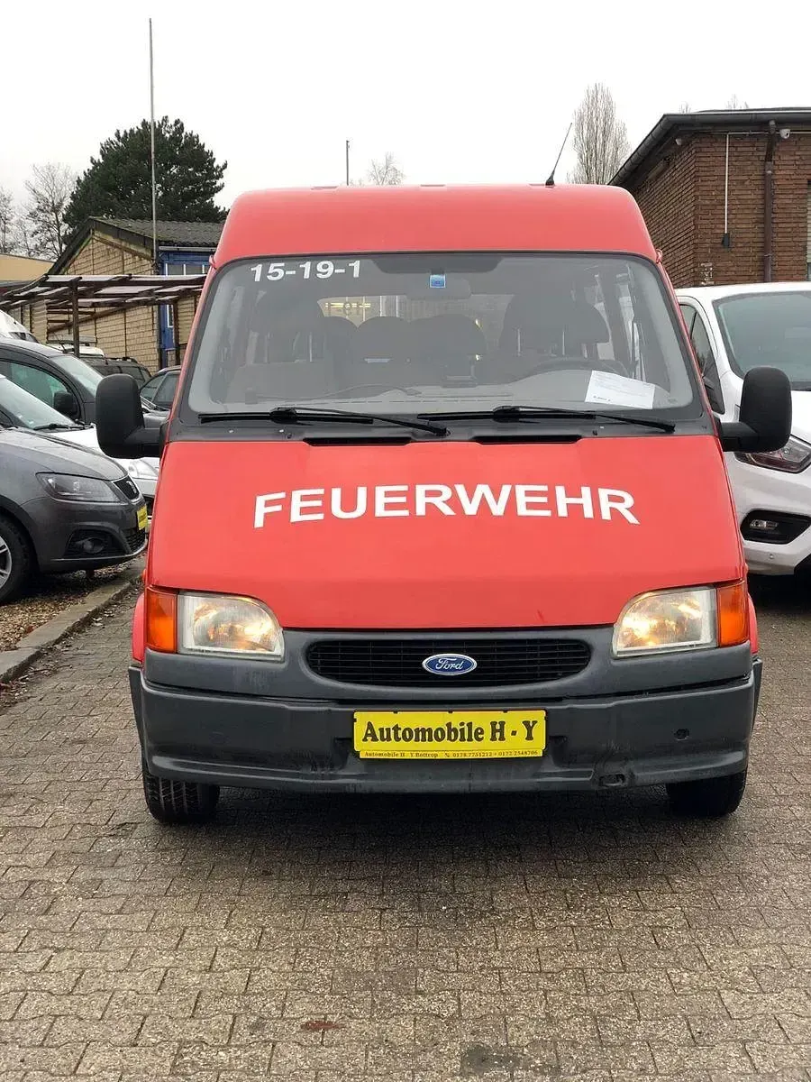 Gebraucht Ford Transit 69 PS (50 kW) 1996 Rot Van / Kleinbus