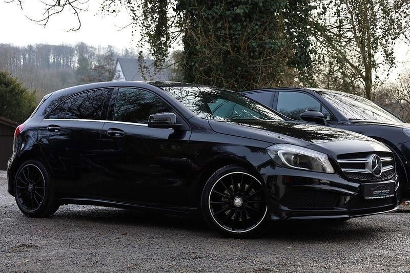 Gebraucht Mercedes A250 Sportline 211 PS (155 kW) 2014 Schwarz Limousine