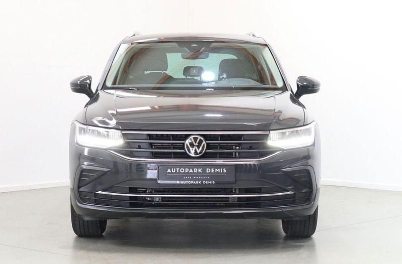 Gebraucht VW Tiguan Active 150 PS (110 kW) 2022 Grau SUV