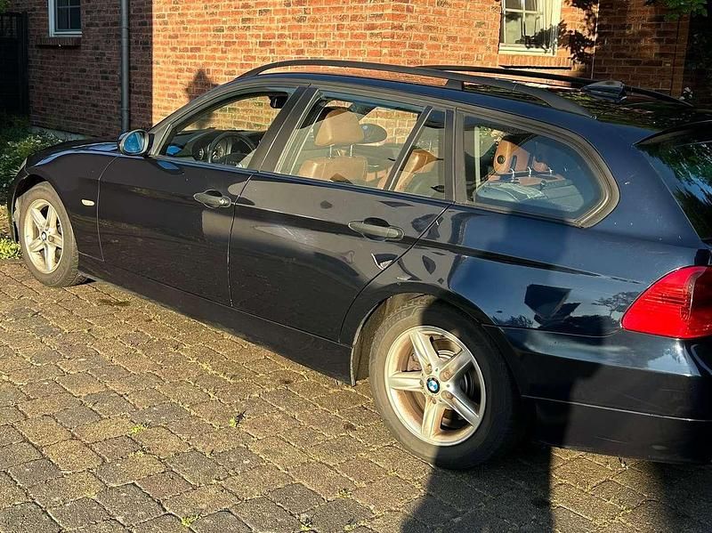 Gebraucht 2006 BMW 320 Kombi | 2.550 € (Fairer Preis) - Bild 1/4