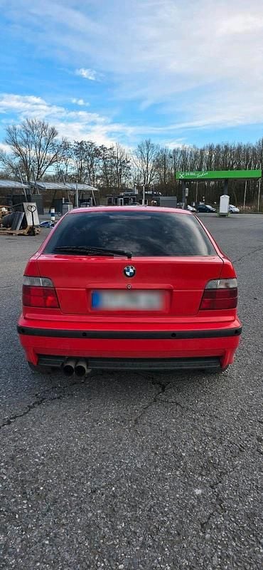 Gebraucht BMW 316 Basis 102 PS (75 kW) 1997 Rot Limousine