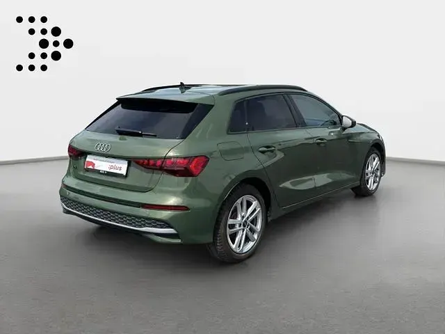 Gebraucht Audi A3 Advanced 204 PS (150 kW) 2025 Distriktgrün metallic Limousine