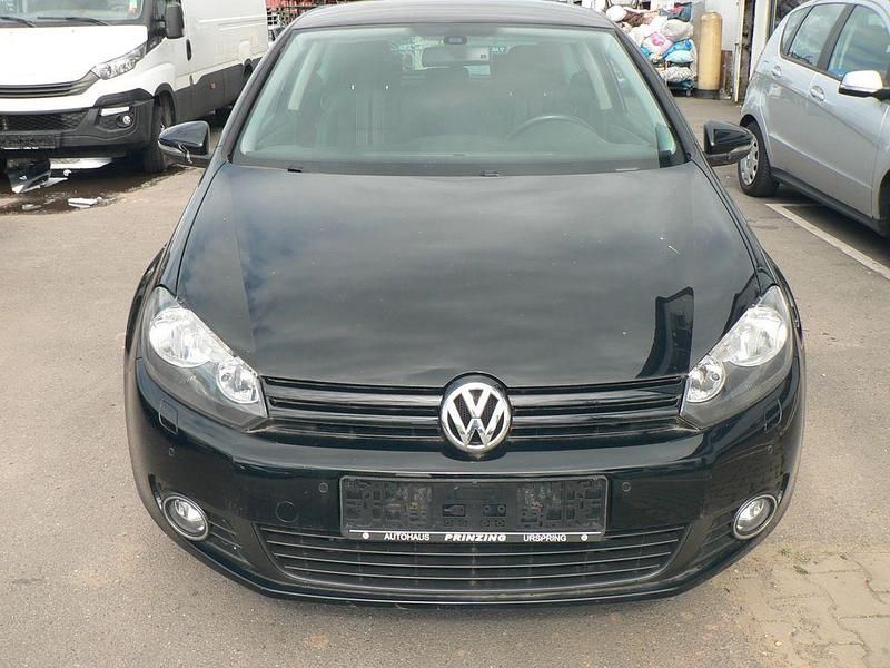 Schwarz Gebraucht 2012 VW Golf VI Match Limousine | 5.300 € (Superpreis) - Bild 1/4