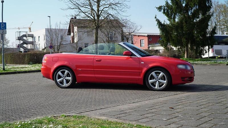 Gebraucht Audi A4 Cabriolet S-Line 200 PS (147 kW) 2008 Rot Cabrio