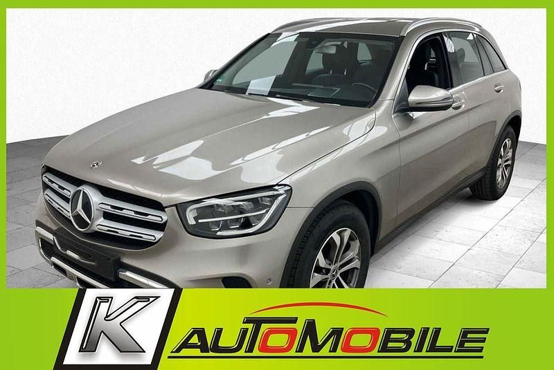 Silber Gebraucht 2020 Mercedes GLC220 SUV | 31.940 € (Superpreis) - Bild 1/4