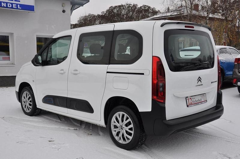 Gebraucht Citroën e-Berlingo Feel 100 kW (136 PS) 2022 Lack weiss banquise Van / Kleinbus