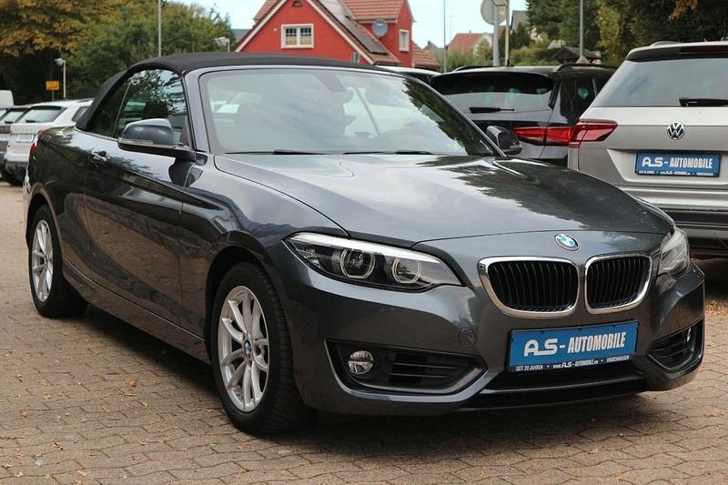 Grau Gebraucht 2019 BMW 218 Sport Line Cabrio | 24.900 € (Etwas zu teuer) - Bild 1/4