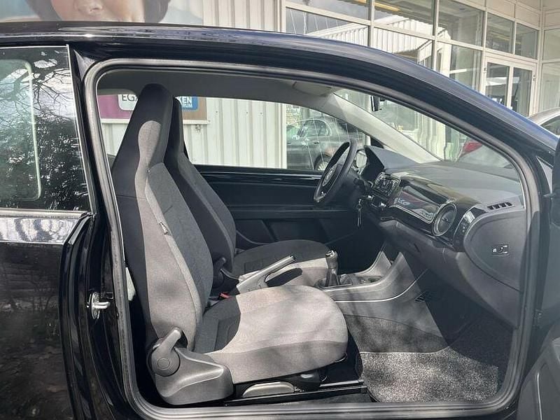 Gebraucht VW up! move up! 60 PS (44 kW) 2016 Black pearl Kleinwagen