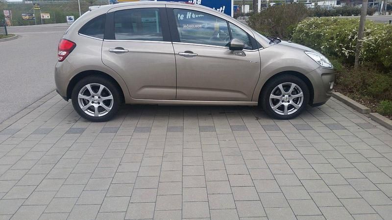 Gebraucht Citroën C3 Exclusive 120 PS (88 kW) 2010 Beige Limousine