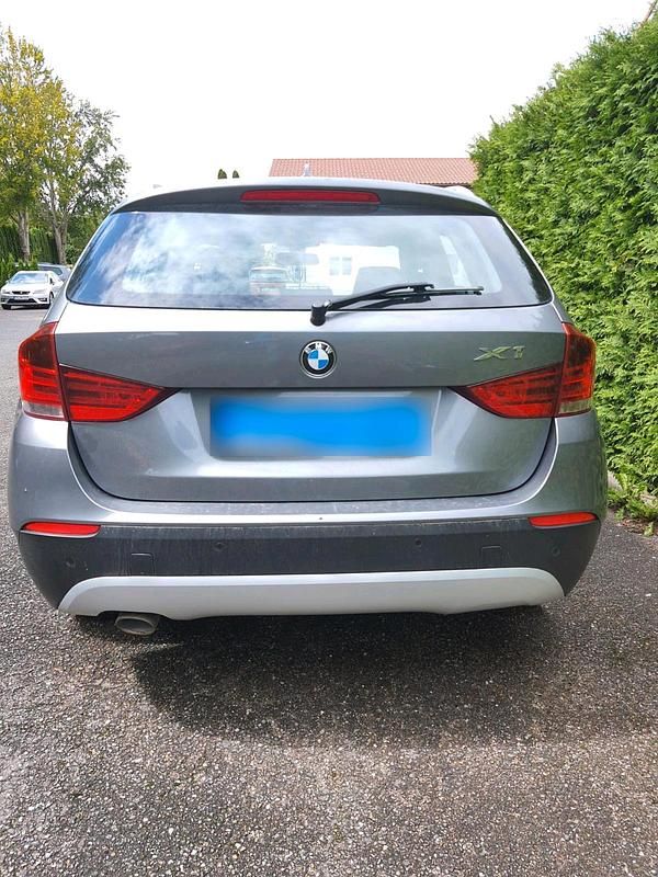 Gebraucht BMW X1 Sport Line 184 PS (135 kW) 2012 Grau SUV